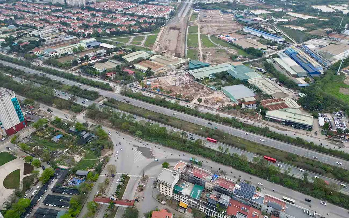 Sở X&acirc;y dựng H&agrave; Nội ph&acirc;n luồng Đại lộ Thăng Long, Xu&acirc;n Tảo - Ảnh 1.