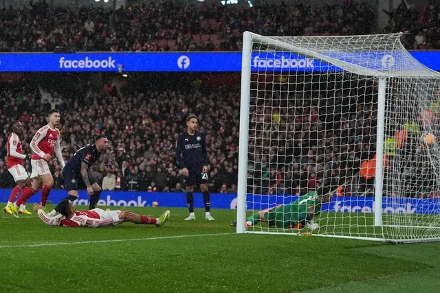 Arsenal b&ugrave;ng nổ nửa giờ, v&ugrave;i dập Wigan Athletic để v&agrave;o v&ograve;ng 5 FA Cup- Ảnh 1.