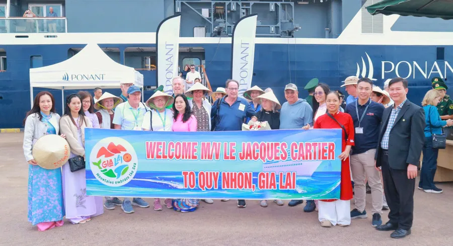 Tàu Le Jacques Cartier đưa 120 du khách quốc tế tham quan Gia Lai - Ảnh 1.