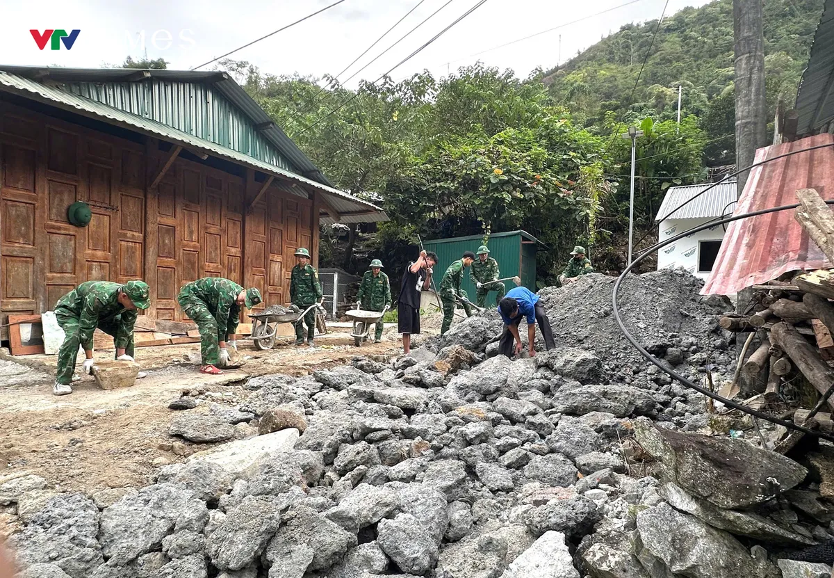 Xu&acirc;n nơi bi&ecirc;n cương &ndash; B&igrave;nh y&ecirc;n từ những người l&iacute;nh g&aacute;c Tết - Ảnh 5.