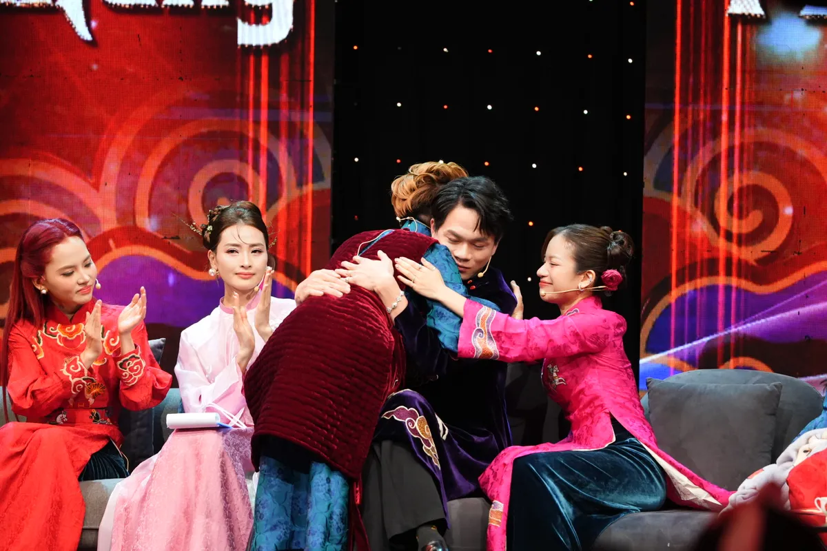 Diva Trần Thu H&agrave; mang đến bất ngờ g&igrave; cho 12 Con gi&aacute;p?- Ảnh 3.