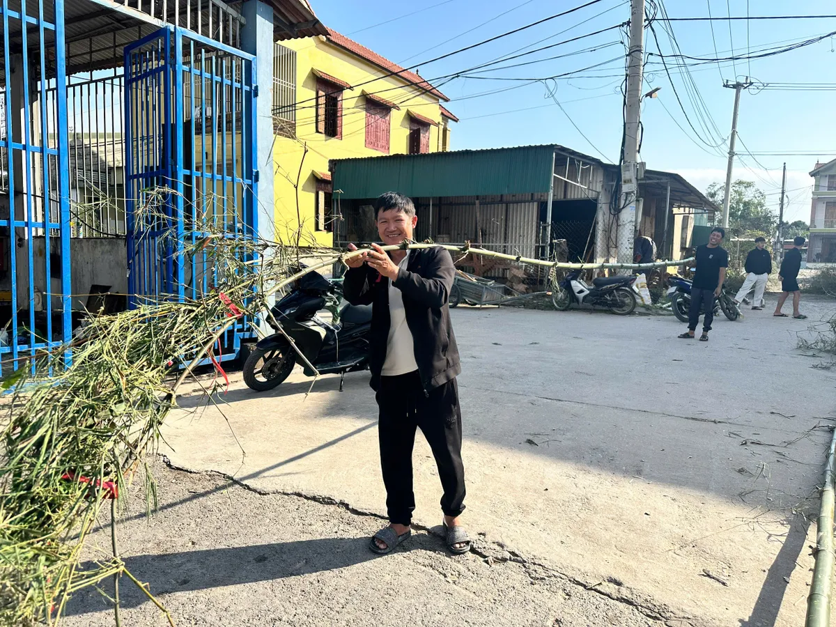 Quảng Trị: Giữ hồn Tết Việt từ tục dựng cây nêu tại các làng biển- Ảnh 1. Quảng Trị: Giữ hồn Tết Việt từ tục dựng cây nêu tại các làng biển- Ảnh 1.