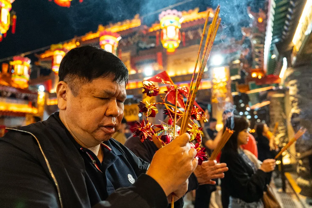 Khoảnh khắc bước sang năm Bính Ngọ trên khắp thế giới- Ảnh 11. Khoảnh khắc bước sang năm Bính Ngọ trên khắp thế giới- Ảnh 11.