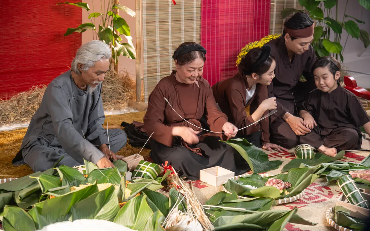 Tết Việt, nơi du khách quốc tế chạm vào bản sắc sống động và chiều sâu văn hóa Việt.