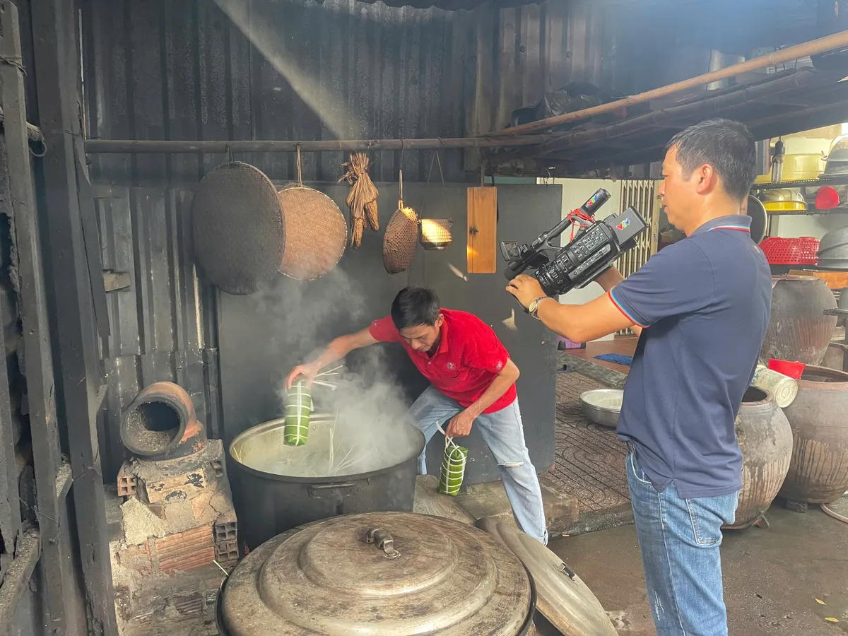 Chở xu&acirc;n về phố tr&ecirc;n s&oacute;ng VTV9 - Ảnh 5.