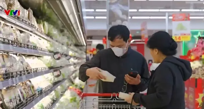 Chợ truyền thống tăng giá thực phẩm sau Tết - Ảnh 2.