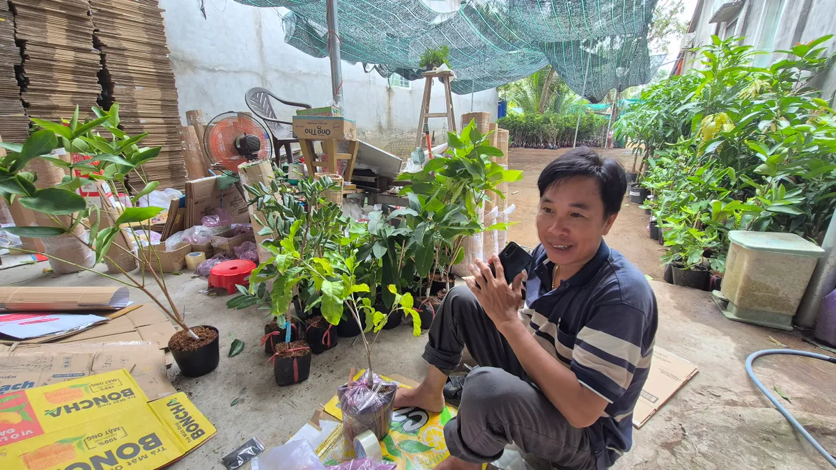 Tết chủ shop đi chơi, đơn hàng vẫn "nổ" ầm ầm- Ảnh 1. Tết chủ shop đi chơi, đơn hàng vẫn "nổ" ầm ầm- Ảnh 1.