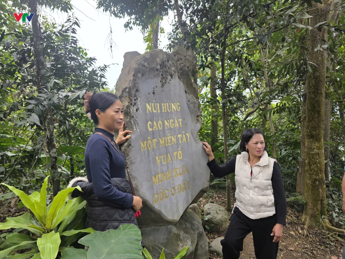 Ph&uacute; Thọ: Ba vạn du kh&aacute;ch h&agrave;nh hương về d&acirc;ng hương Đền H&ugrave;ng đầu năm B&iacute;nh Ngọ - Ảnh 7.