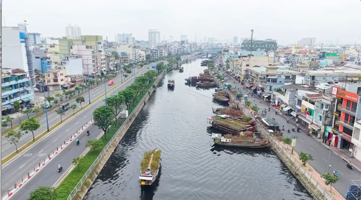 Chở xu&acirc;n về phố tr&ecirc;n s&oacute;ng VTV9 - Ảnh 8.