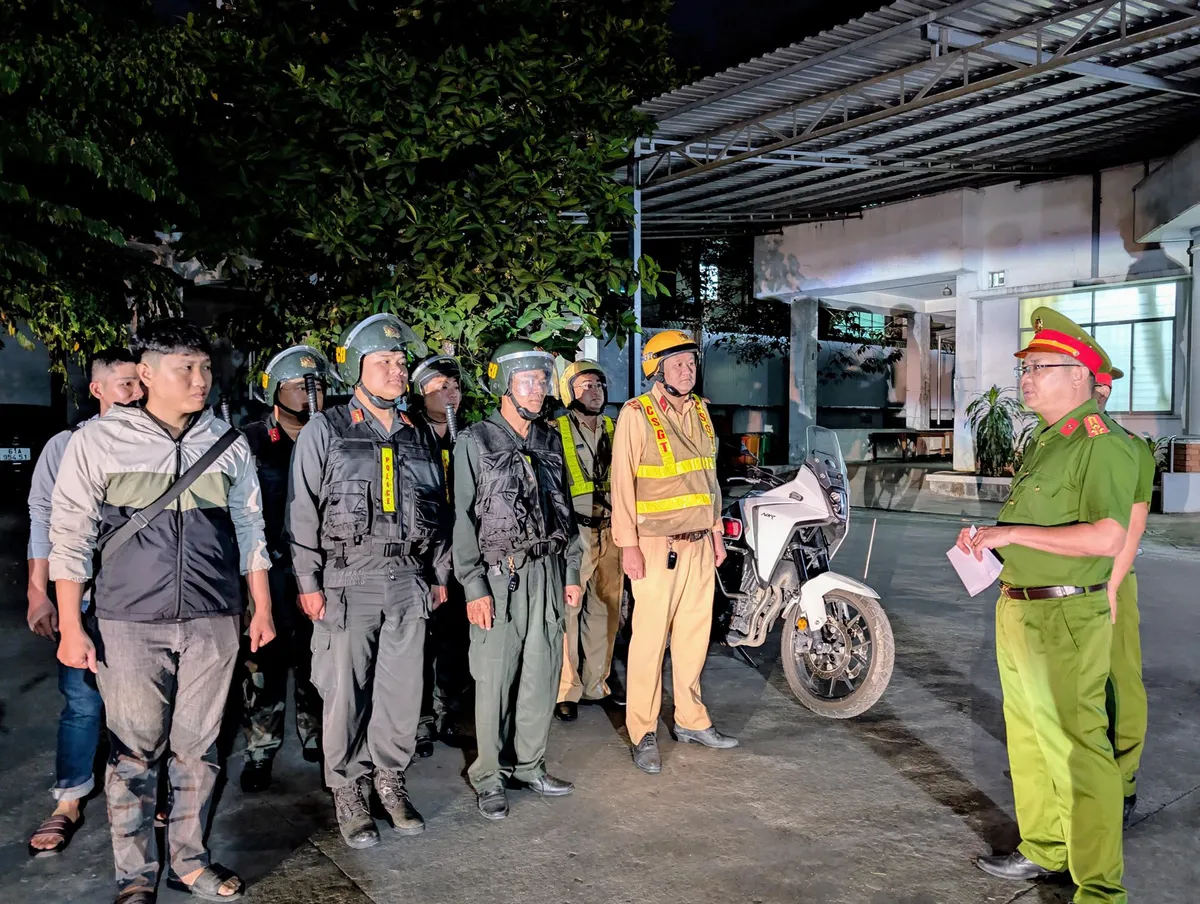 TP Hồ Ch&iacute; Minh siết kiểm tra nồng độ cồn, an ninh trật tự trong Tết - Ảnh 1.