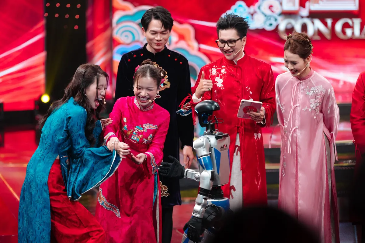 Hai "khách mời" đặc biệt chỉ có ở 12 Con giáp - Sắc Việt - Ảnh 2.