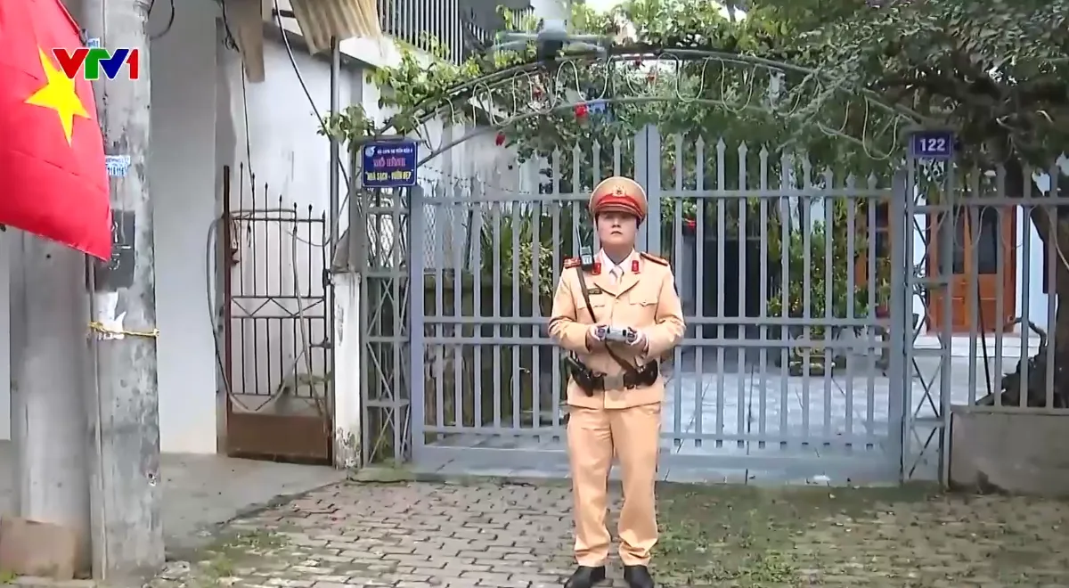 CSGT Lào Cai sử dụng flycam phát hiện tài xế uống rượu bia vẫn lái xe - Ảnh 1.