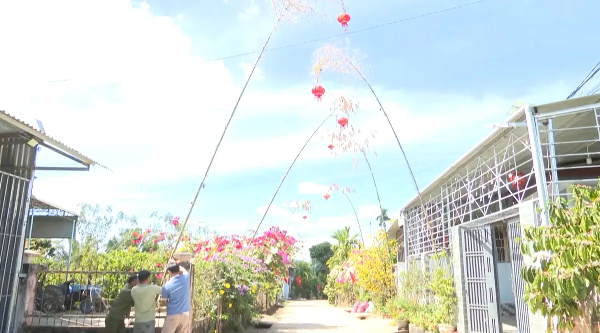 C&acirc;y n&ecirc;u ng&agrave;y Tết - Phong vị Tết Bắc giữa T&acirc;y Nguy&ecirc;n- Ảnh 1.