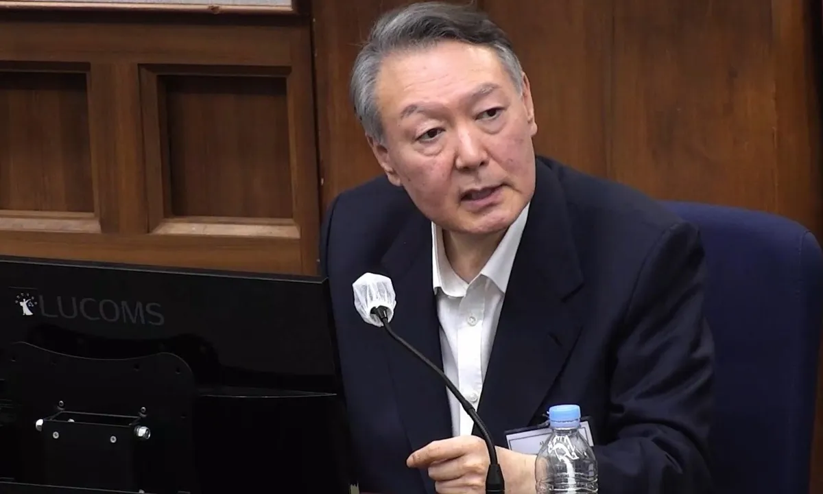 Kết án tù chung thân cựu Tổng thống Hàn Quốc Yoon Suk Yeol- Ảnh 1. Kết án tù chung thân cựu Tổng thống Hàn Quốc Yoon Suk Yeol- Ảnh 1.