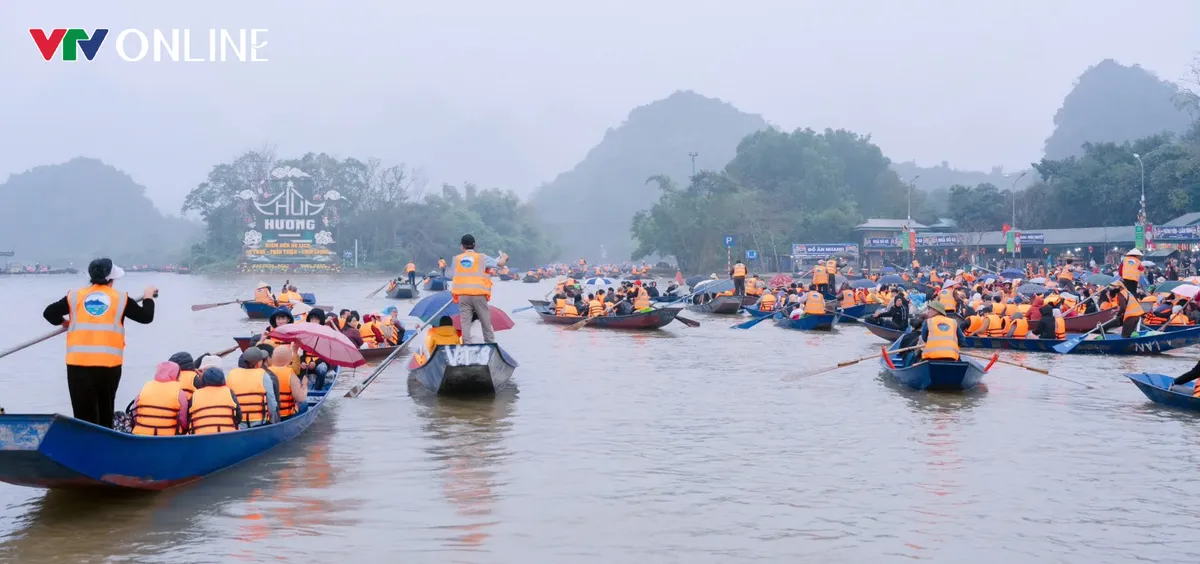Chủ tịch UBND Thành phố Hà Nội kiểm tra Lễ hội Chùa Hương 2026 - Ảnh 2.
