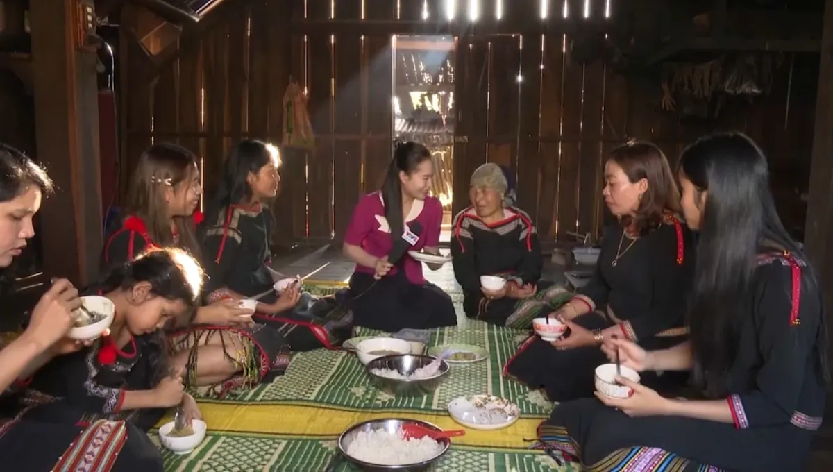 Kết nối VTV8 số 05 - Lễ hội truyền thống, điểm hẹn văn h&oacute;a của người d&acirc;n v&agrave; du kh&aacute;ch- Ảnh 17.