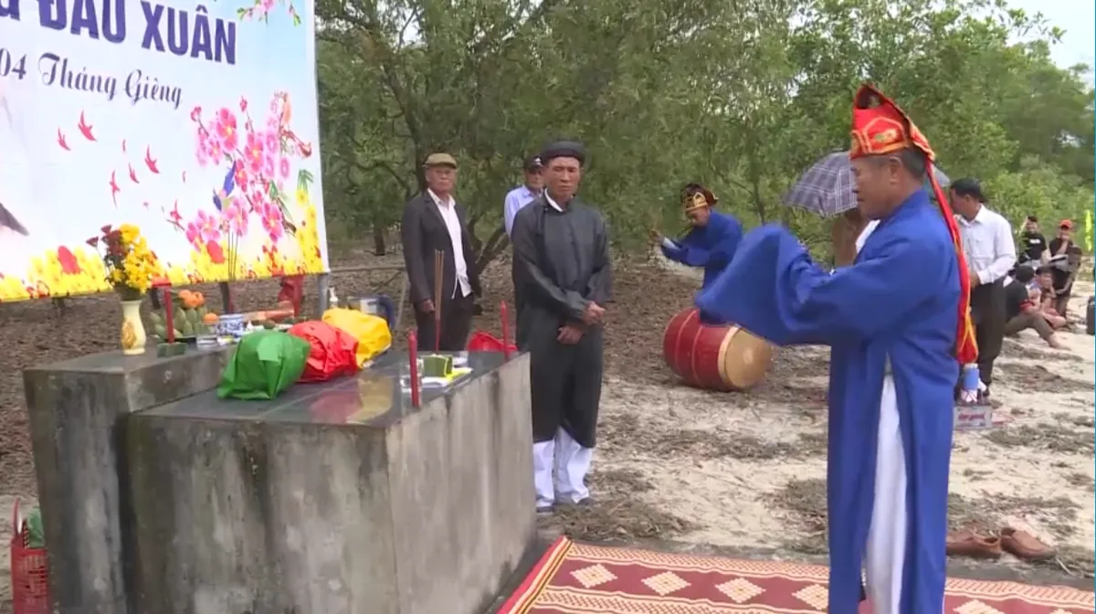 Quảng Trị tổ chức lễ hội cướp c&ugrave;- Ảnh 1.