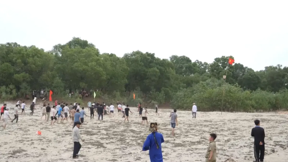 Quảng Trị tổ chức lễ hội cướp c&ugrave;- Ảnh 2.