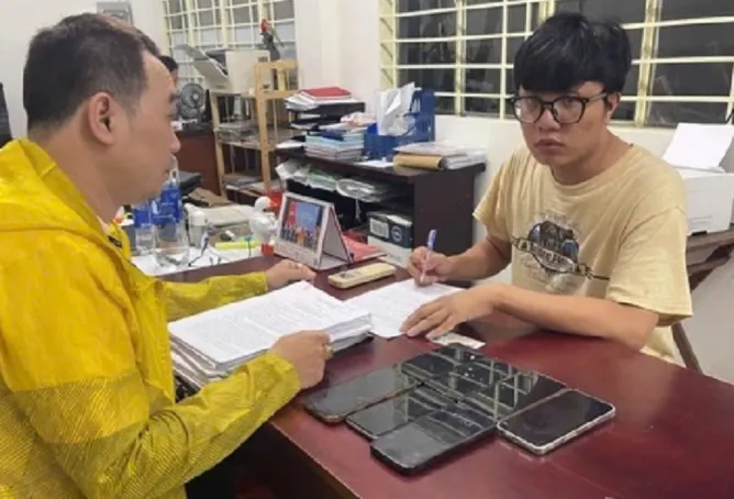 Giả đại gia tuyển &ldquo;sugar baby&rdquo;, người đ&agrave;n &ocirc;ng 34 tuổi trộm t&agrave;i sản h&agrave;ng loạt- Ảnh 1.