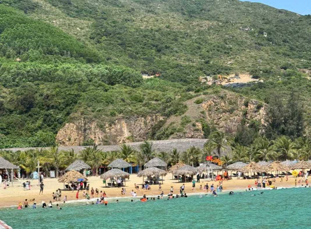 Quy Nhơn v&agrave;o Top 25 điểm đến xu hướng h&agrave;ng đầu thế giới năm 2026- Ảnh 1.