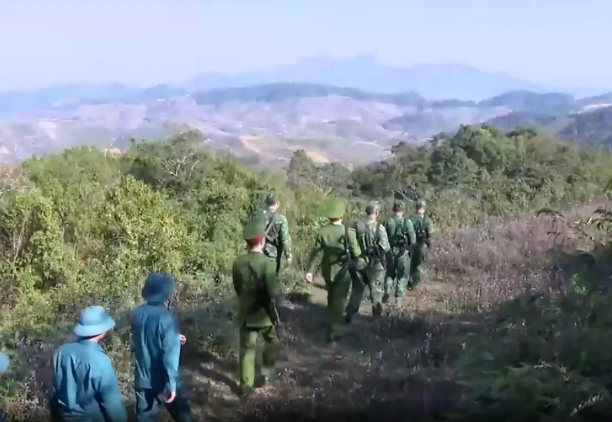 Tết nơi biên giới: Công an xã Sơn La trực 24/24h giữ bình yên địa bàn - Ảnh 2.