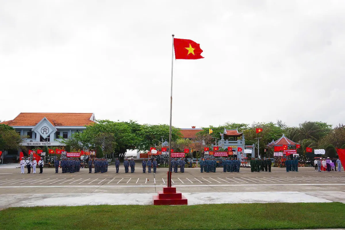 S&ocirc;i nổi Lễ ra qu&acirc;n huấn luyện năm 2026 tr&ecirc;n c&aacute;c đảo thuộc quần đảo Trường Sa - Ảnh 1.