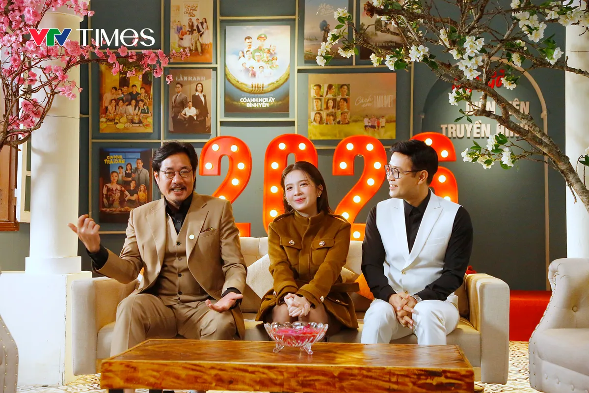 Ba gia đ&igrave;nh của phim VTV lần đầu hội ngộ- Ảnh 2.