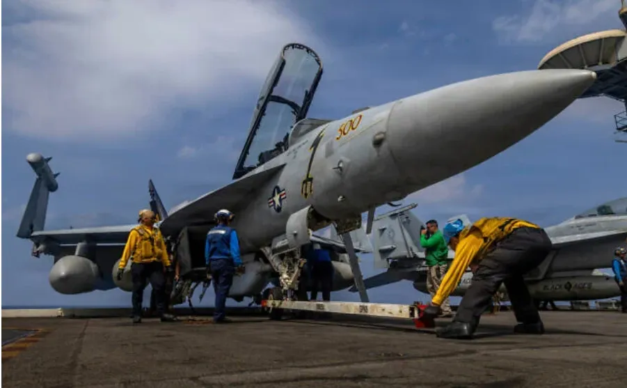 Tổng thống Trump đặt hạn ch&oacute;t để Iran đạt được thỏa thuận hạt nh&acirc;n- Ảnh 1.