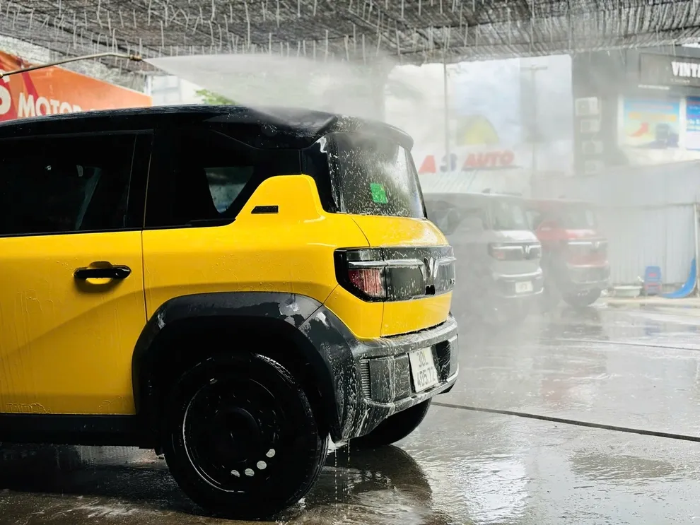 Những tác nhân gây hại và cách bảo vệ lớp sơn ngoại thất ô tô- Ảnh 2. Những tác nhân gây hại và cách bảo vệ lớp sơn ngoại thất ô tô- Ảnh 2.