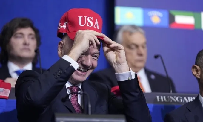 IOC xem x&eacute;t điều tra Chủ tịch FIFA Gianni Infantino v&igrave; tham dự Hội đồng H&ograve;a b&igrave;nh tại Mỹ- Ảnh 1.