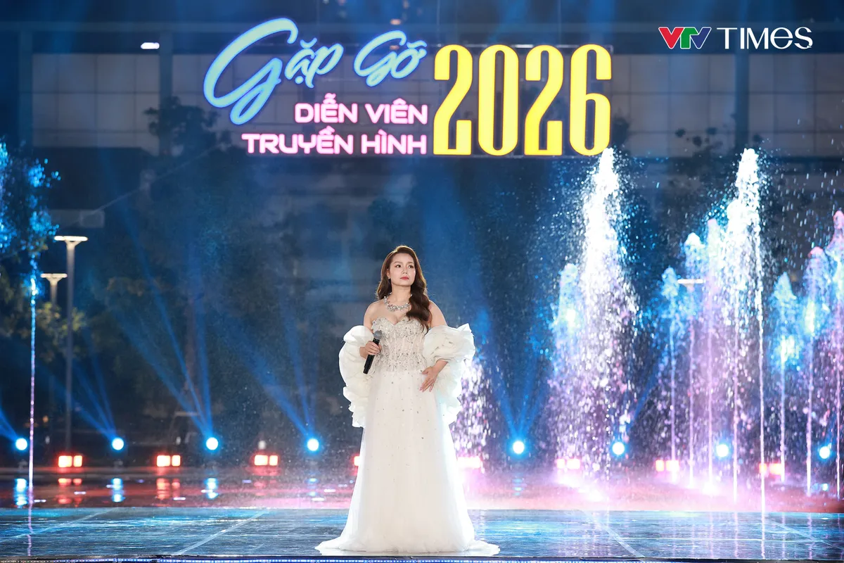 Nhạc phim 'Gi&oacute; ngang khoảng trời xanh' s&acirc;u lắng trong Gặp gỡ diễn vi&ecirc;n truyền h&igrave;nh 2026- Ảnh 1.