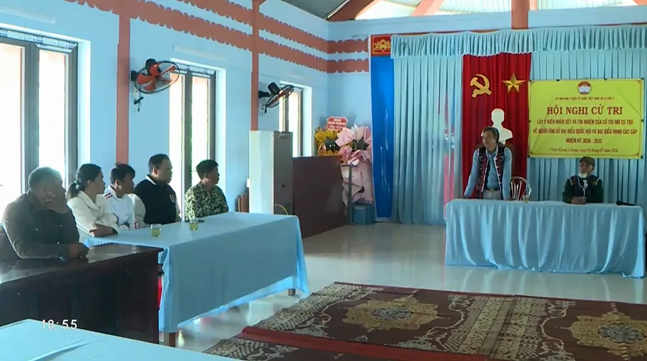 Hướng tới ng&agrave;y hội non s&ocirc;ng: Vai tr&ograve; người c&oacute; uy t&iacute;n trong tuy&ecirc;n truyền bầu cử- Ảnh 2.