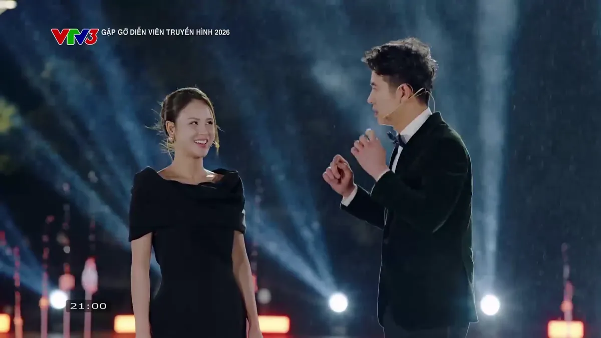 Hà Việt Dũng - Anh Đào hài hước tái hiện Ngân - Viễn trong Gặp gỡ diễn viên truyền hình 2026 - Ảnh 5.