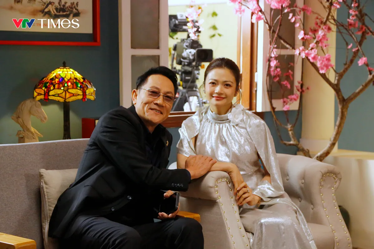 Ba gia đ&igrave;nh của phim VTV lần đầu hội ngộ- Ảnh 5.