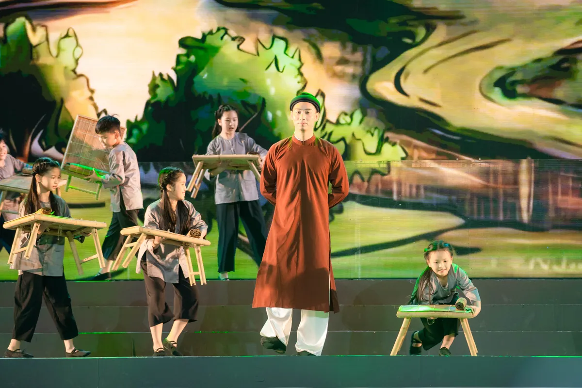 M&atilde;n nh&atilde;n đ&ecirc;m nghệ thuật t&aacute;i hiện cuộc h&agrave;nh qu&acirc;n thần tốc của Vua Quang Trung   - Ảnh 3.