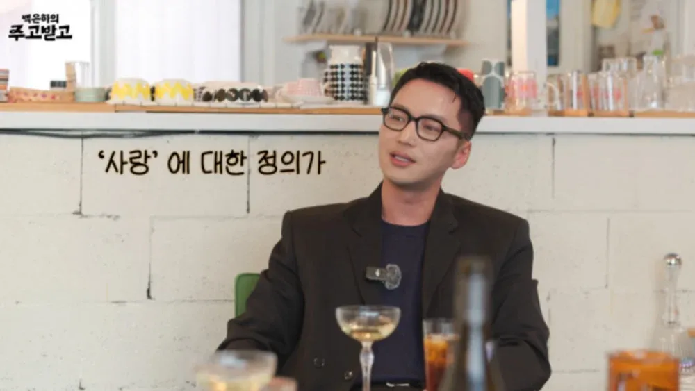 Byun Yo Han trải l&ograve;ng về t&igrave;nh y&ecirc;u trước thềm h&ocirc;n lễ với Tiffany Young  - Ảnh 1.