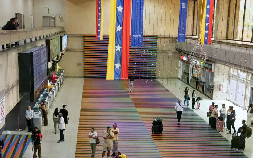 Hành khách tại một sân bay ở Venezuela. (Nguồn: AP)