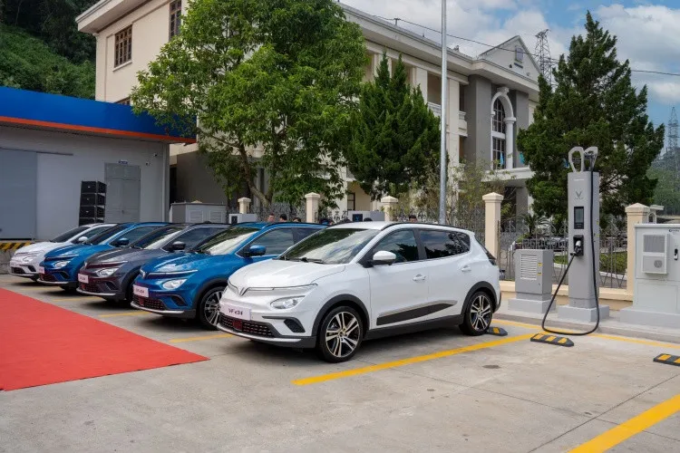 Cuộc đua xe điện tại Việt Nam: Cơ hội sở hữu xe xanh và thách thức từ hạ tầng?- Ảnh 2. Cuộc đua xe điện tại Việt Nam: Cơ hội sở hữu xe xanh và thách thức từ hạ tầng?- Ảnh 2.