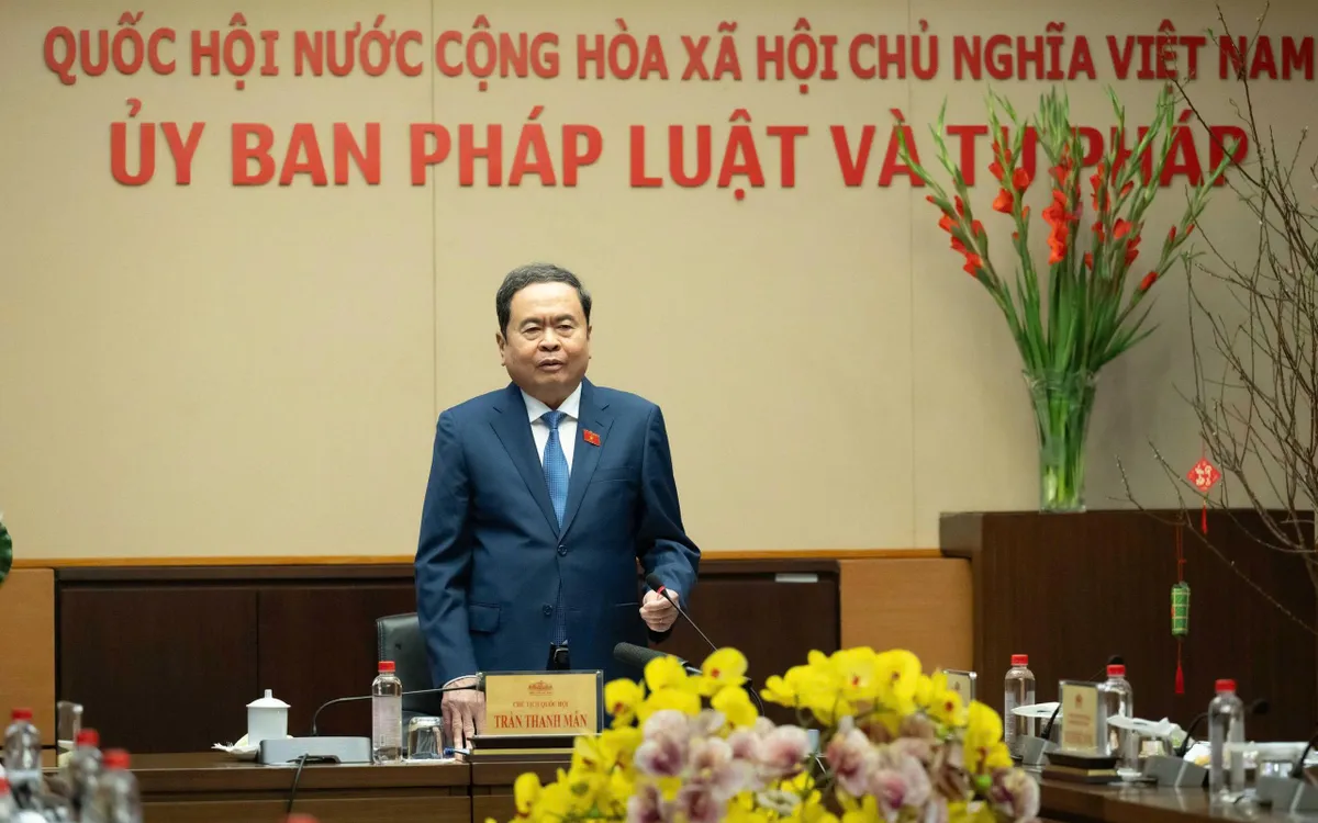 Chủ tịch Quốc hội Trần Thanh Mẫn phát biểu tại cuộc gặp mặt Ủy ban Pháp luật và Tư pháp. (Ảnh: Quốc hội)