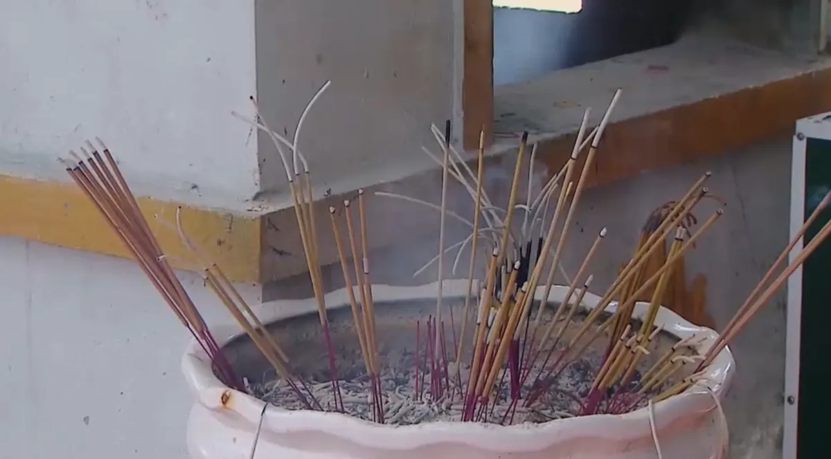 Đảm bảo ph&ograve;ng ch&aacute;y tại đền, ch&ugrave;a- Ảnh 4.