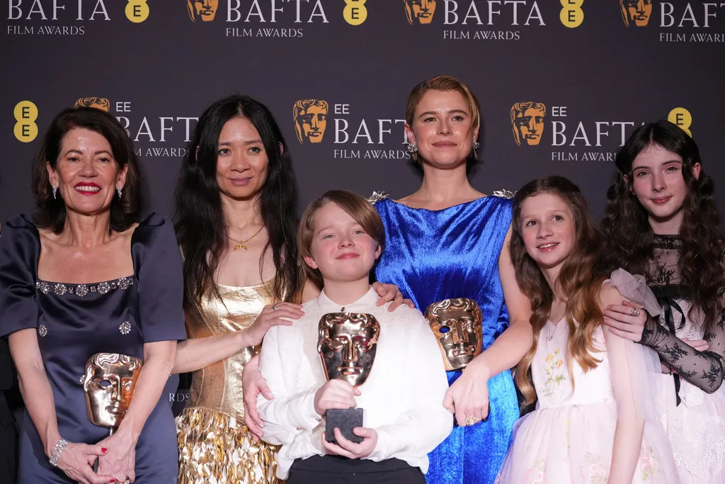 Giải BAFTA 2026: One Battle After Another chiến thắng &aacute;p đảo - Ảnh 6.