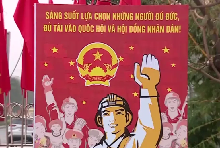 Hà Nội đặt mục tiêu tăng trưởng trên 11%, bảo đảm tuyệt đối an toàn bầu cử ngày 15/3 - Ảnh 2.