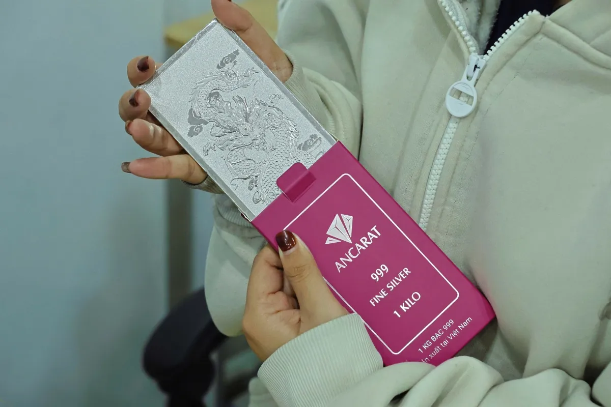 Giá bạc hôm nay 23/2: Bạc trong nước và thế giới bật tăng ngày đầu năm mới- Ảnh 1. Giá bạc hôm nay 23/2: Bạc trong nước và thế giới bật tăng ngày đầu năm mới- Ảnh 1.