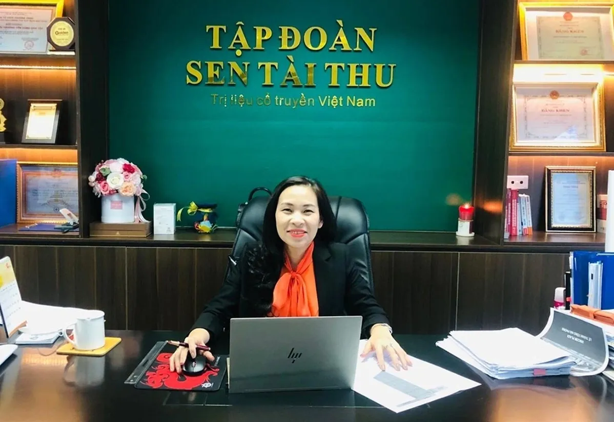 Cựu Chủ tịch Tập đo&agrave;n Sen T&agrave;i Thu bị truy tố với c&aacute;o buộc chiếm đoạt h&agrave;ng trăm tỷ đồng - Ảnh 1.
