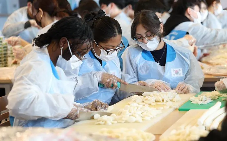 Số lượng sinh viên quốc tế tại Hàn Quốc tăng mạnh- Ảnh 1. Số lượng sinh viên quốc tế tại Hàn Quốc tăng mạnh- Ảnh 1.