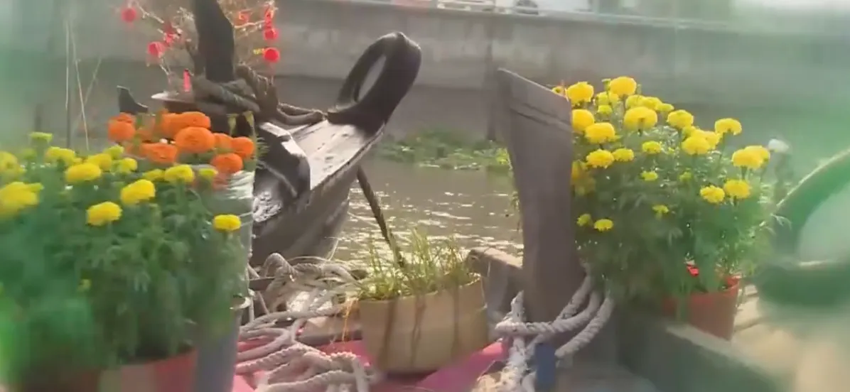 Mu&ocirc;n m&agrave;u cuộc sống: Đ&oacute;n xu&acirc;n tr&ecirc;n miền s&ocirc;ng nước- Ảnh 1.