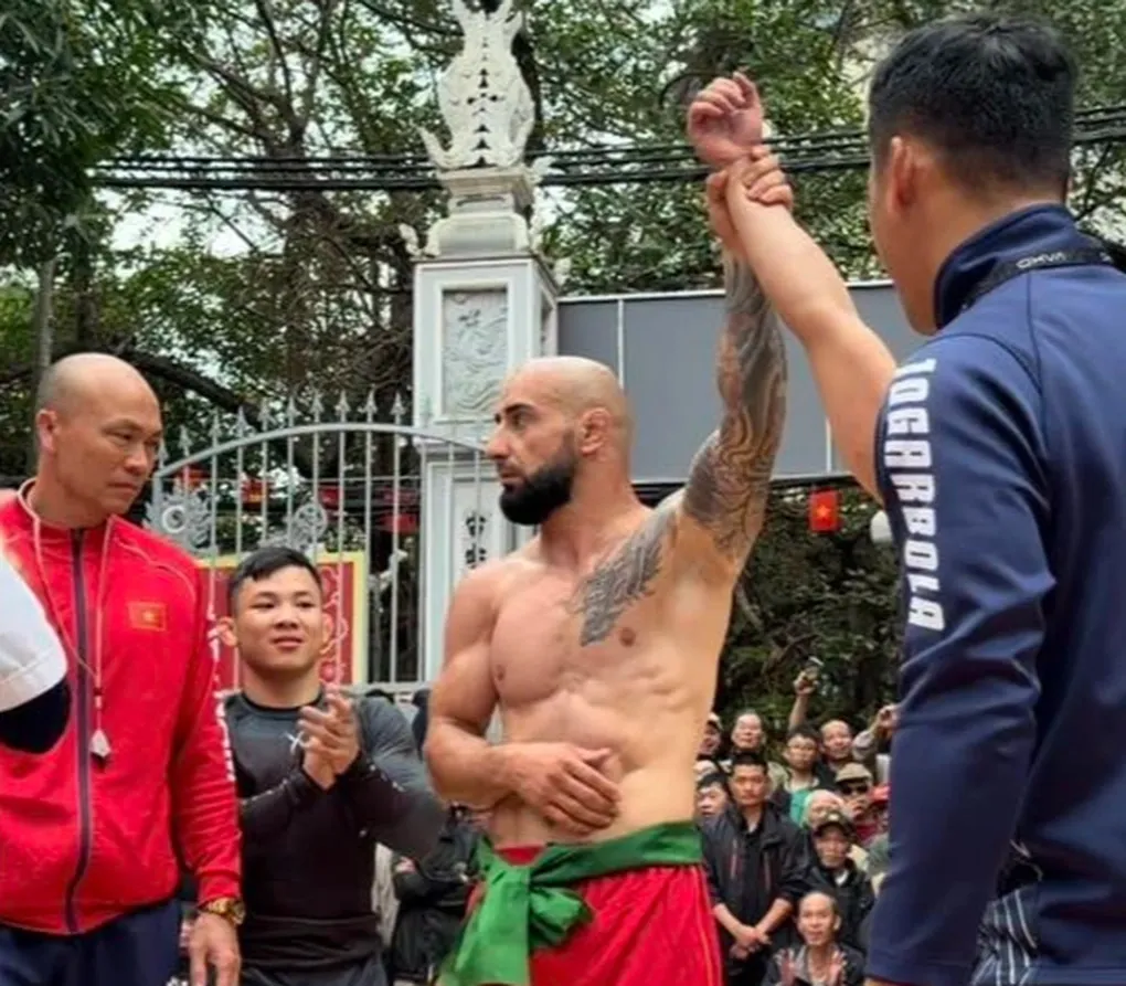 Rafael Raimon gửi tâm thư sau thất bại tại sới vật Đình Mai Động- Ảnh 1. Rafael Raimon gửi tâm thư sau thất bại tại sới vật Đình Mai Động- Ảnh 1.