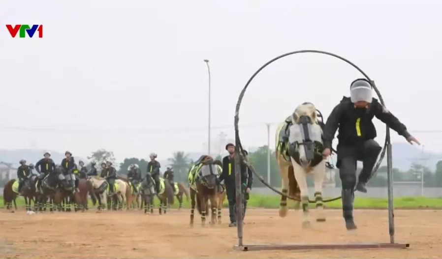 BẢN LĨNH CẢNH S&Aacute;T CƠ ĐỘNG KỴ BINH - Ảnh 2.