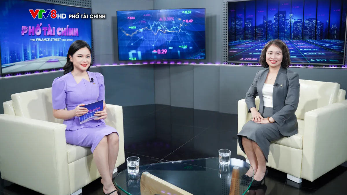 Muốn h&uacute;t vốn ngoại bền vững, thị trường cần thay đổi g&igrave;?  - Ảnh 1.