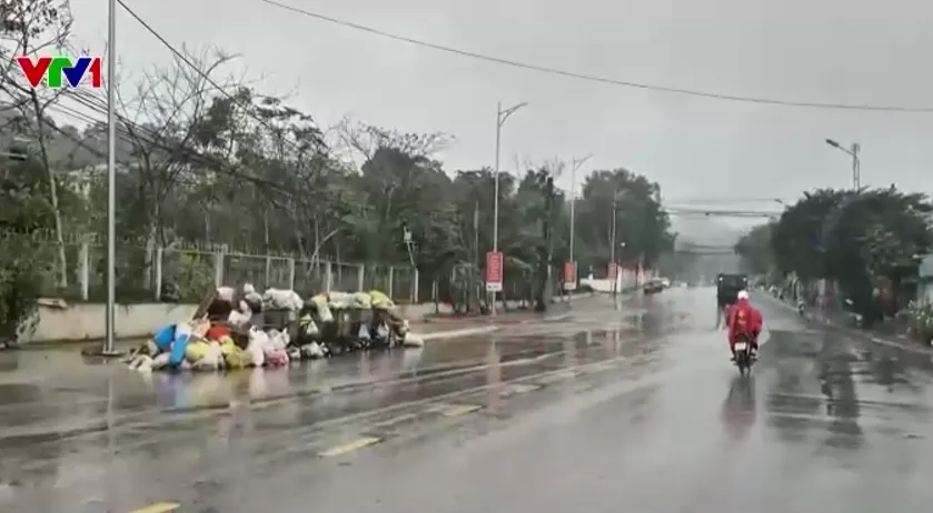 ÙN Ứ 1 NGHÌN TẤN RÁC THẢI TẠI TRUNG TÂM TỈNH THANH HÓA - Ảnh 2.